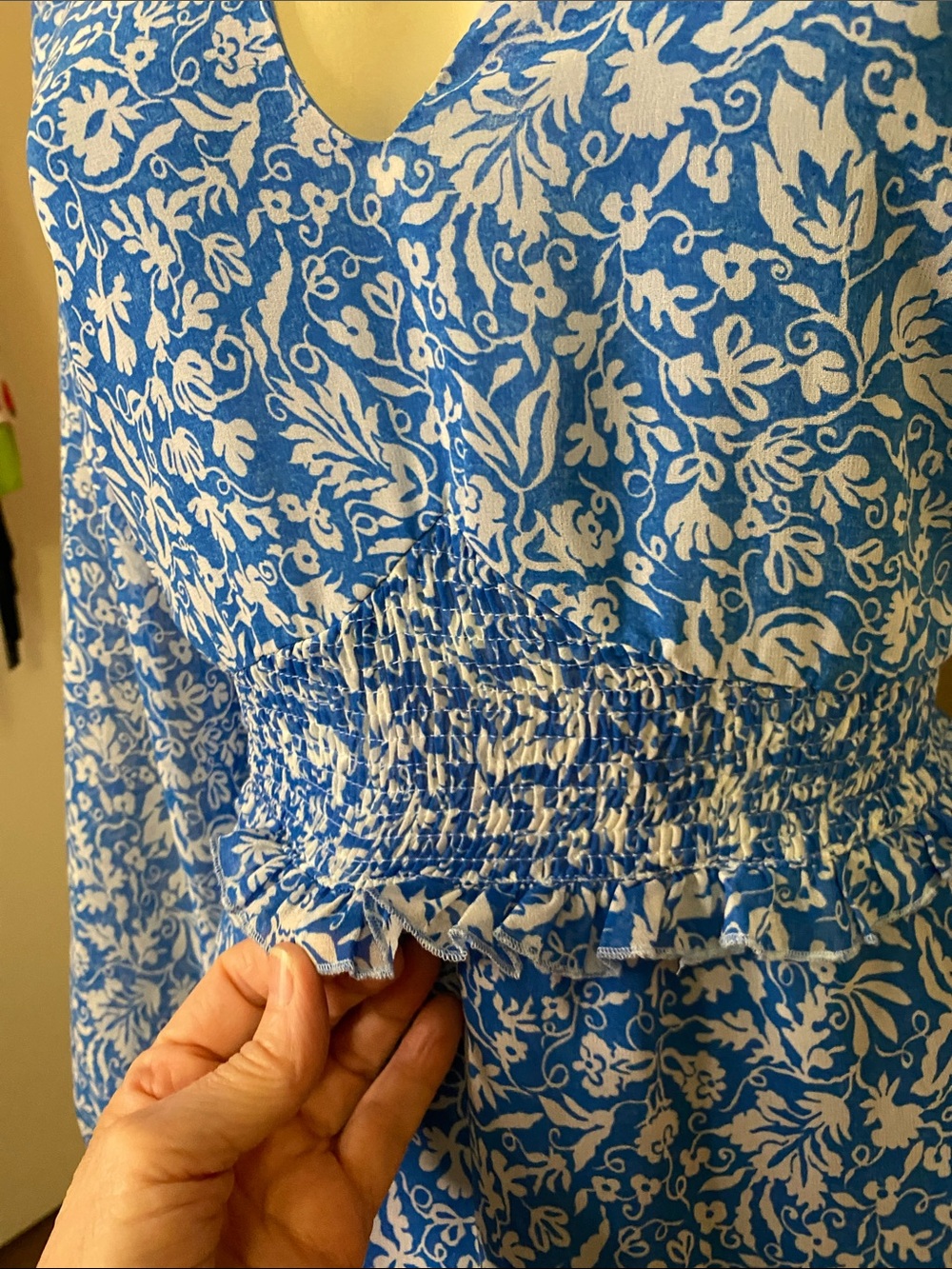 Avec Les Filles Blue and White Floral tiered full flowy skirt Maxi Dress 6 - Picture 7 of 12
